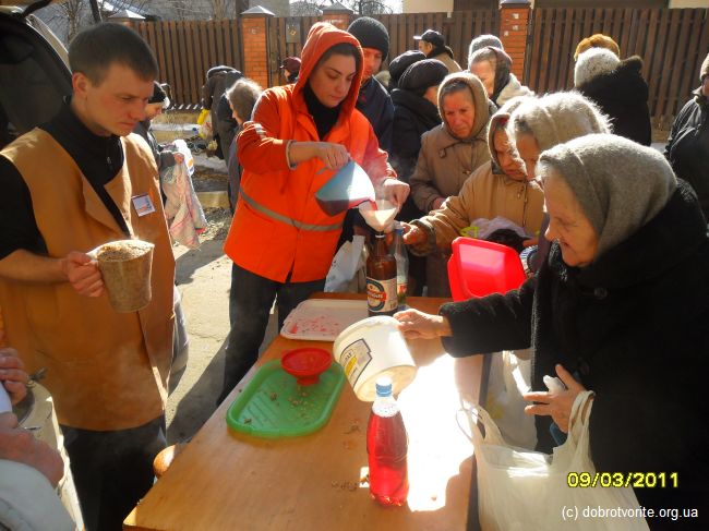 Благотворительность к 8 марта 960_razdacha_4