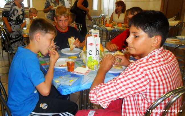Пища жизни для детей-сирот 979_6
