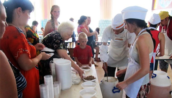 Помощь беженцам с востока украины